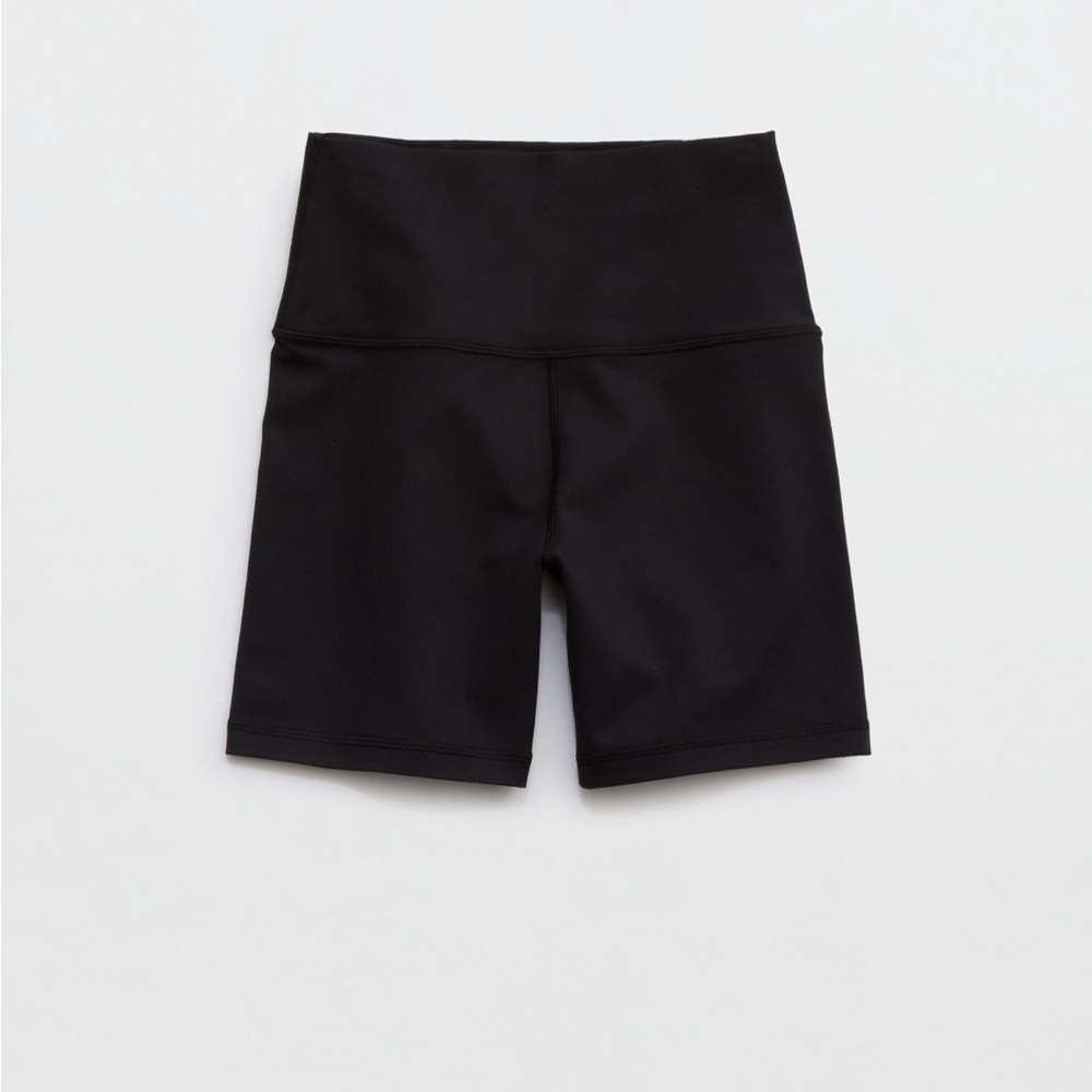 Offline by Aerie women’s bike shorts size small. 4” inseam